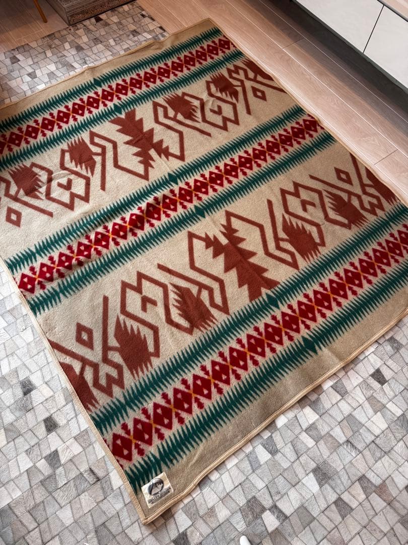 ヴィンテージネイティブ柄ウールラグW1660xH2030 ヴィンテージネイティブ柄ウールラグW1660xH2030