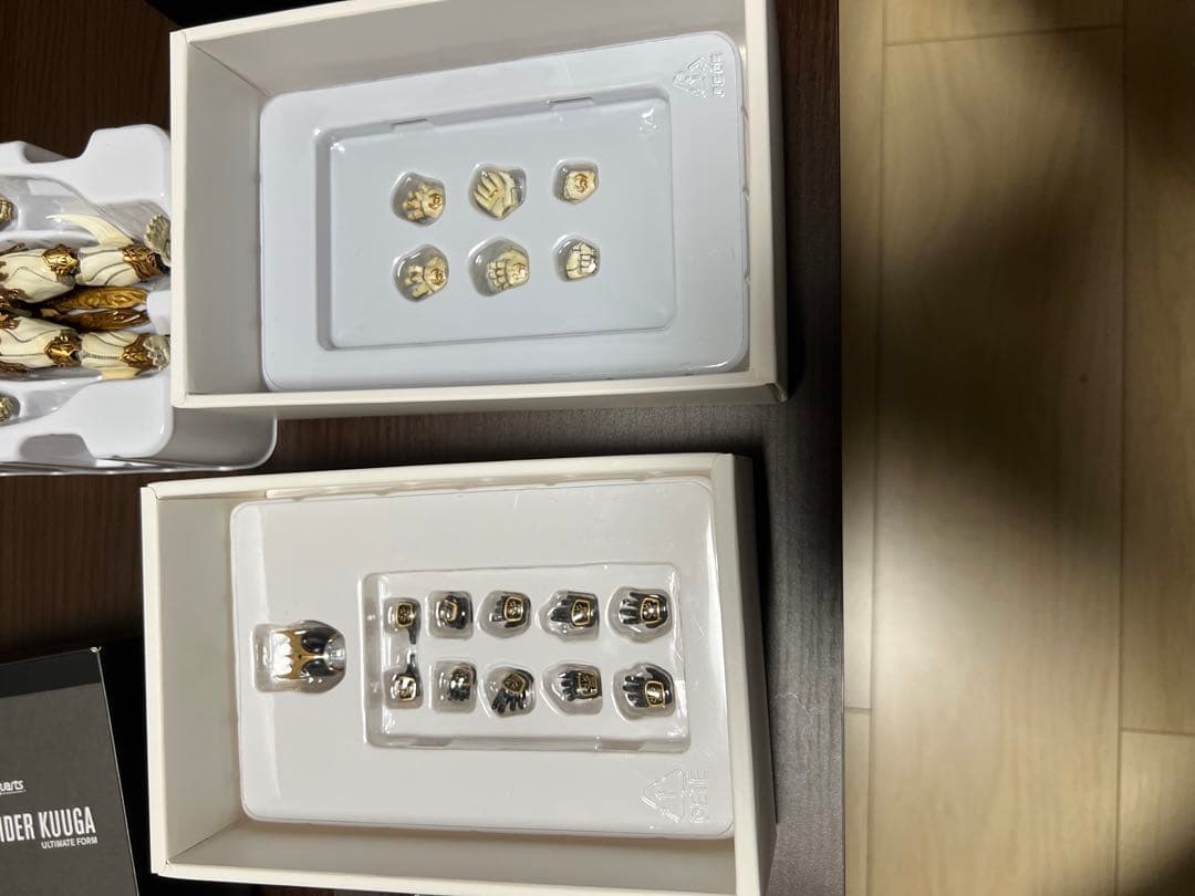 SHFiguarts仮面ライダークウガアルティメットフォーム&ン・ダクバ・ゼバ