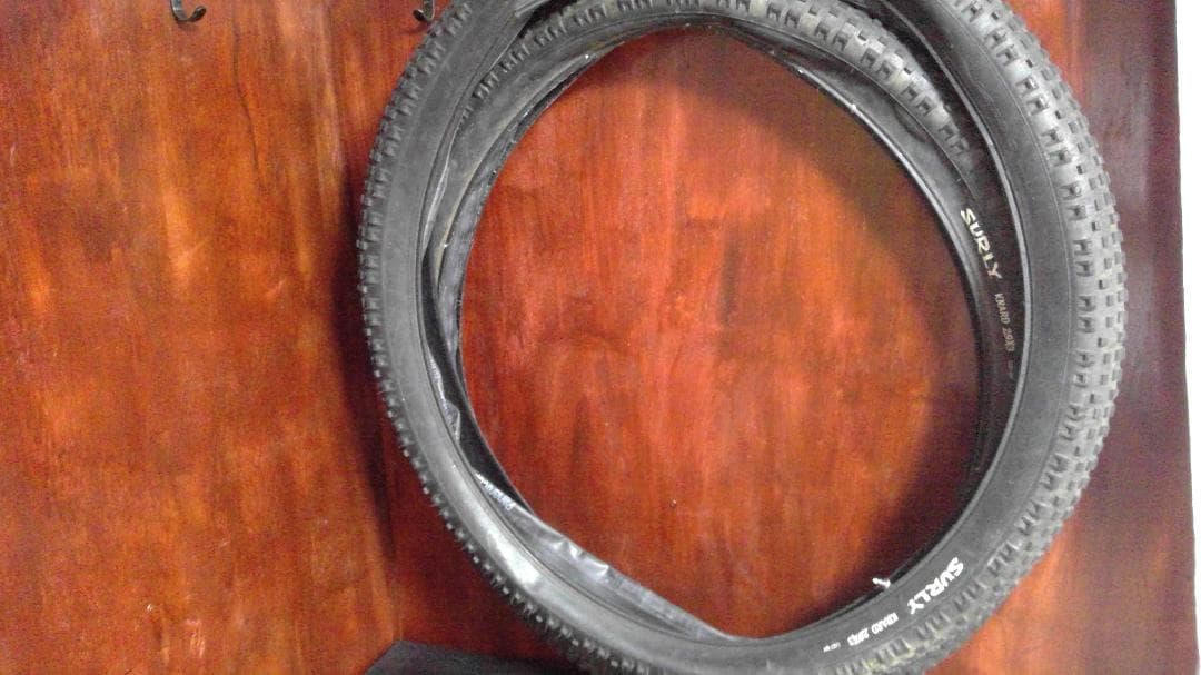 ２本セット　Sulry KNARD 29 × ３．０タイヤ　チューブ Surly Knard 29 x 3.0 Tubeless Tire | Jenson USA