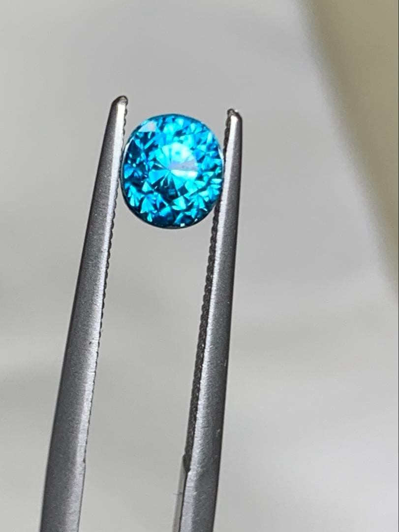 チ*介様 天然ブルージルコン 1.905ct