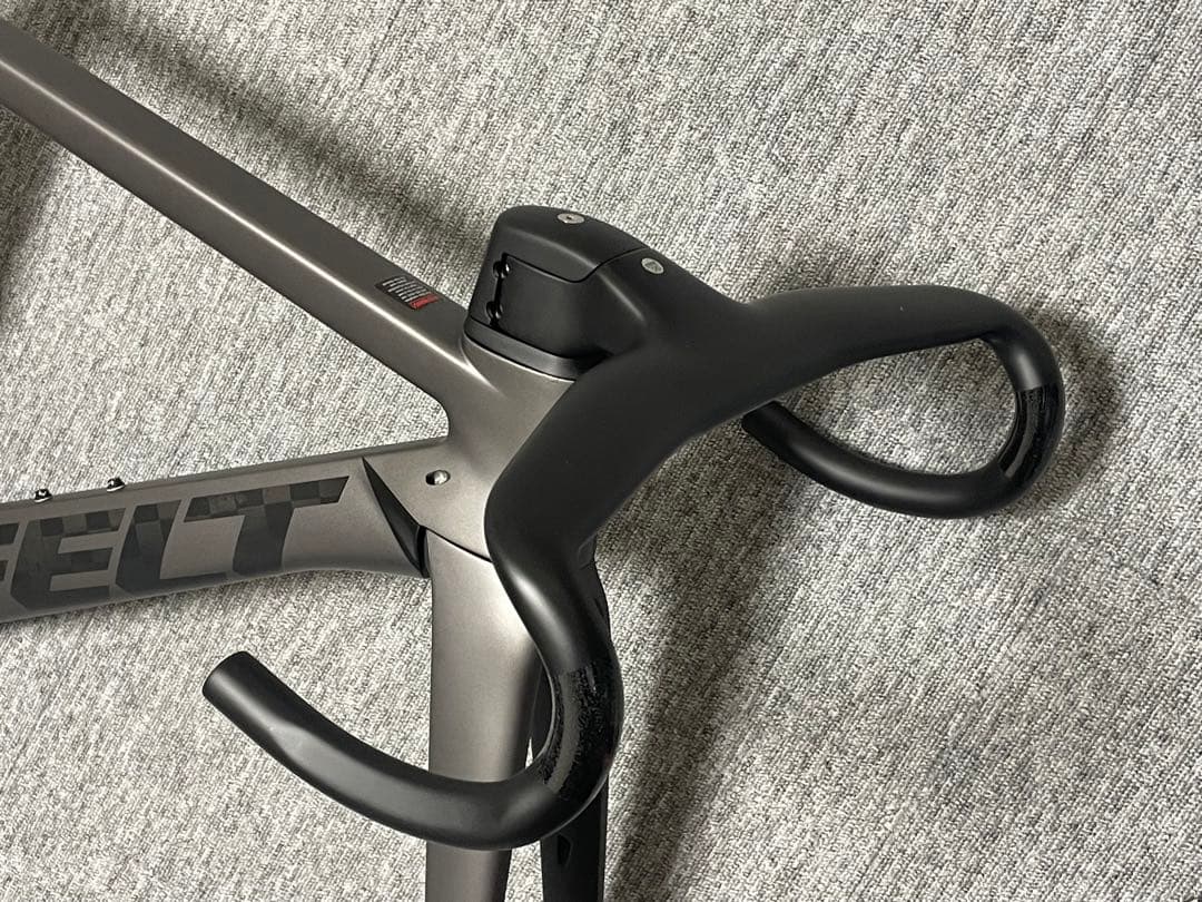 FELT AR シリーズ専用 完全内装エアロカーボンハンドルキット - メルカリ