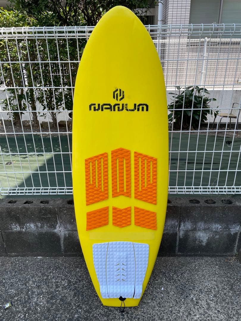 Dean Clearyレトロフィッシュ5'6 フィン、ケース付