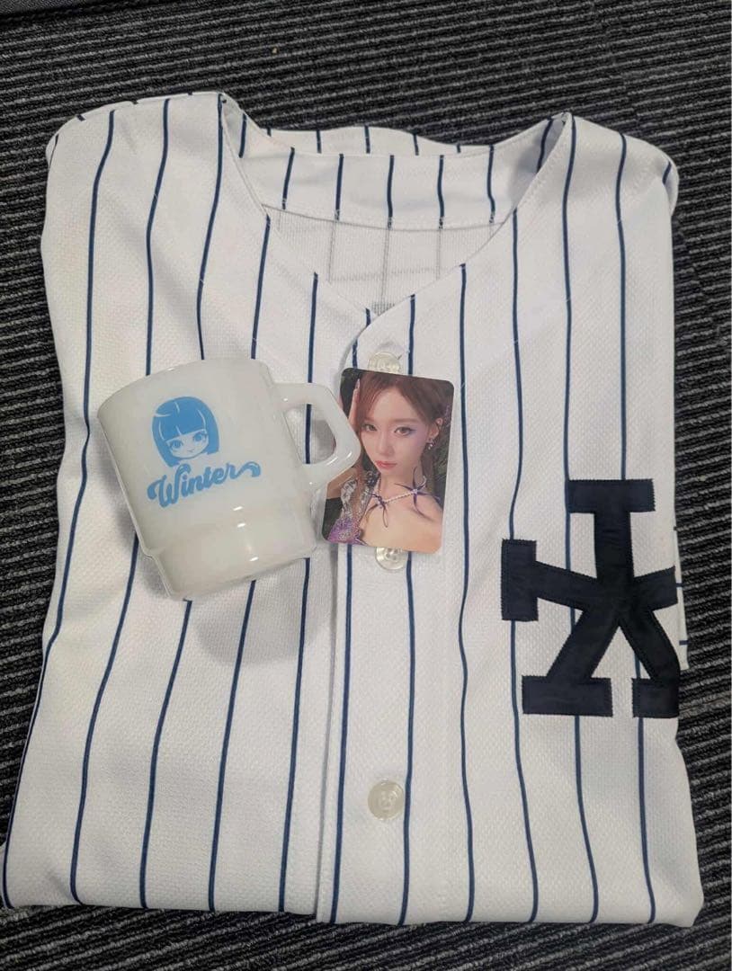 aespa ユニフォーム better things MD ウィンタートレカ s-l1200.jpg