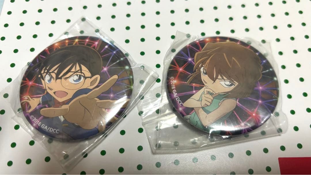 名探偵コナン　灰原哀　缶バッジ　江戸川コナン 名探偵コナン 場面写トレーディングホログラム缶バッジ 灰原哀