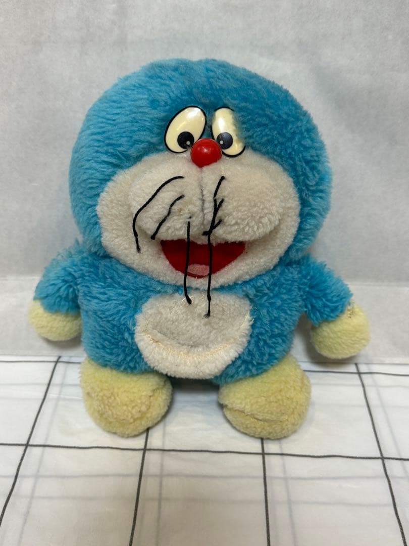 初代ドラえもん☆ 昭和レトロ ぬいぐるみ超激レア品!！! - メルカリ