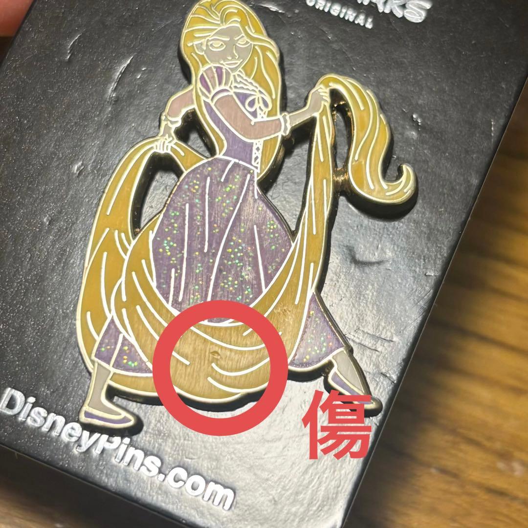 ラプンツェル パスカル ピンバッジ ☆海外ディズニー☆レア - メルカリ