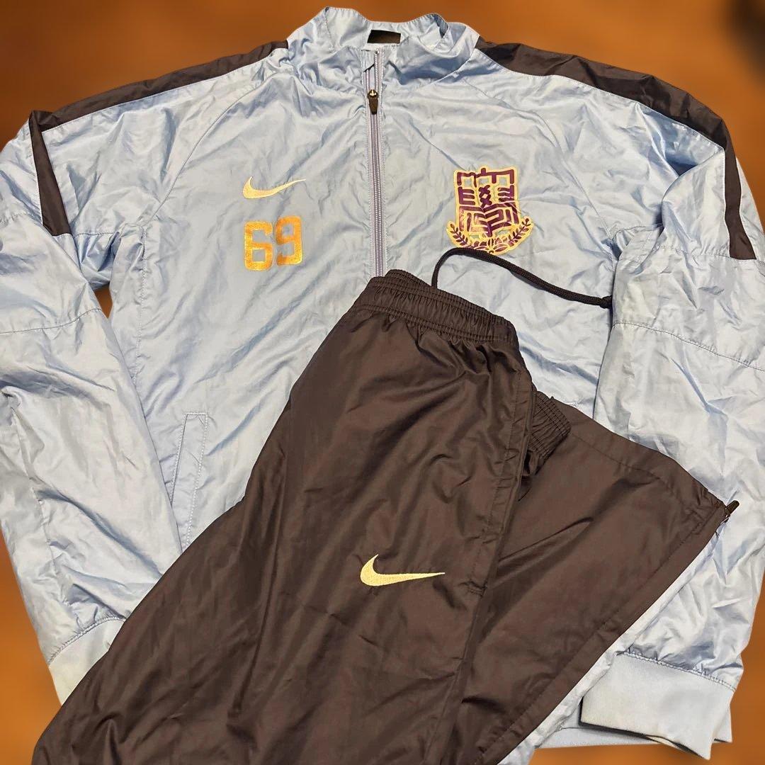 Nike 札幌大学サッカー部 ウインドブレーカー