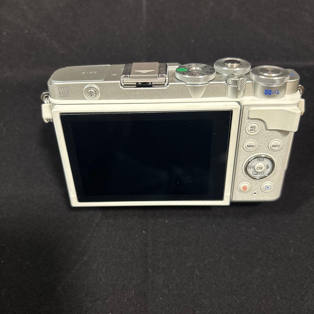 楽一番公式アカウント05様専用】OLYMPUS PEN E-P7 - メルカリ