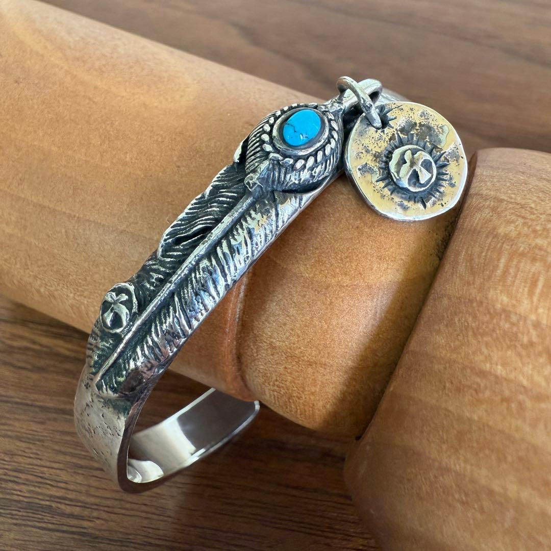 シルバー925無垢【新品】ビンテージターコイズフェザーバングル