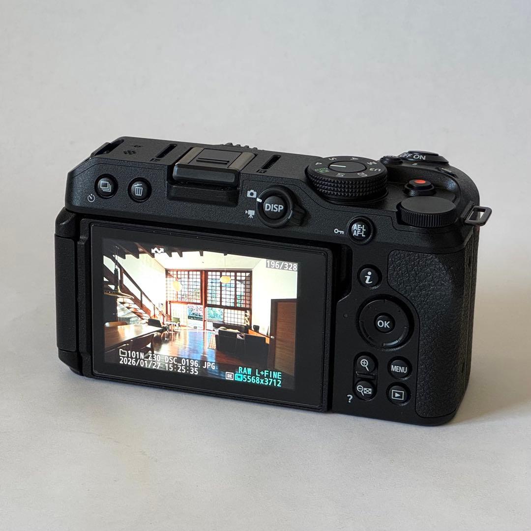 Nikon Z30 16-50 VR レンズキット 保証+純正フード+C-PL - メルカリ