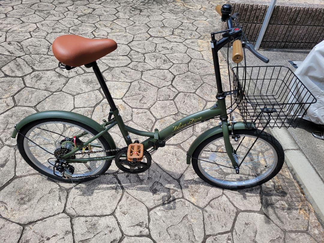 折りたたみ自転車　前面バスケット付き　20インチ　ノーパンクタイヤ アイジュサイクル 折りたたみ自転車 チューブレス ノーパンクタイヤ 20