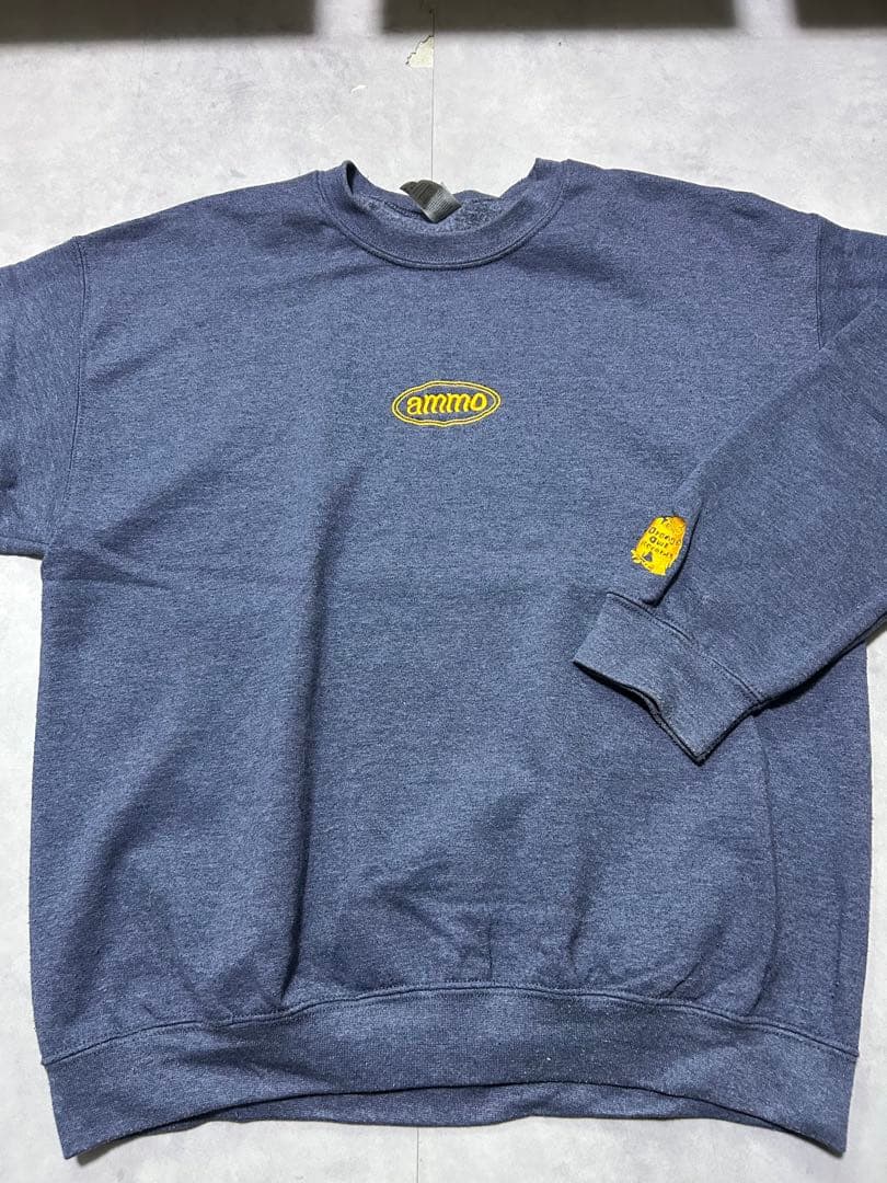 ammo 刺繍ロゴ スウェット 青