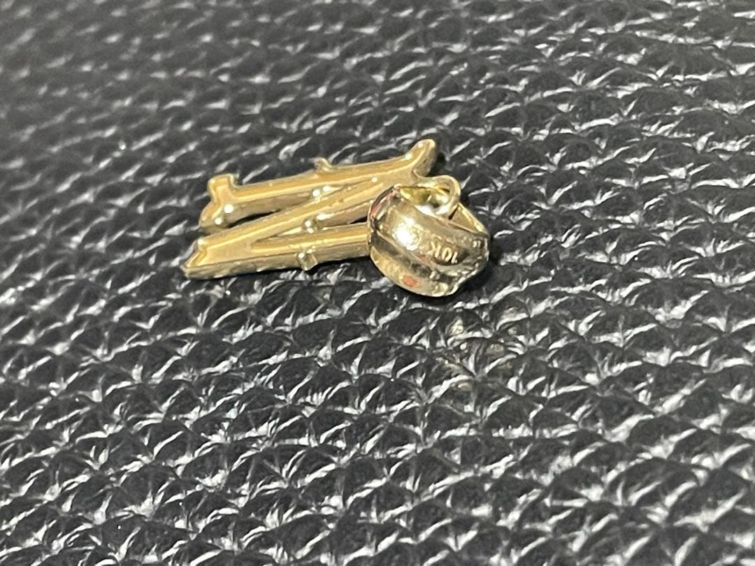 AVALANCHE 10K イニシャルペンダント トップ N - メルカリ