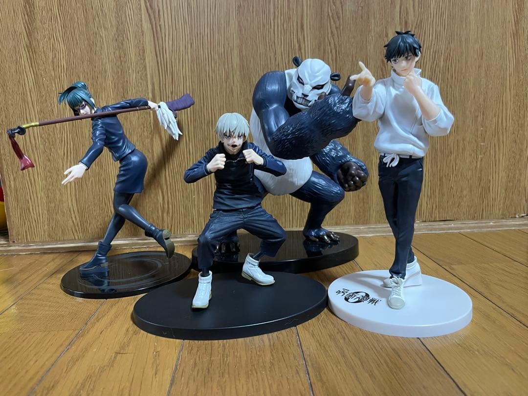 呪術廻戦 フィギュア 16体セット & おまけ 多数 - メルカリ