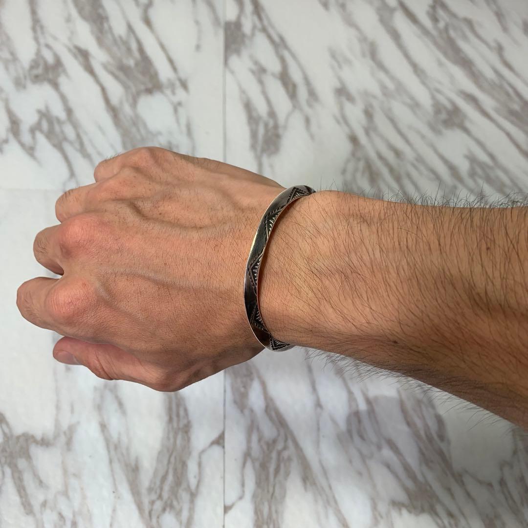 Dear Blossom トライアングルバングル silver刻印 ナバホ - メルカリ