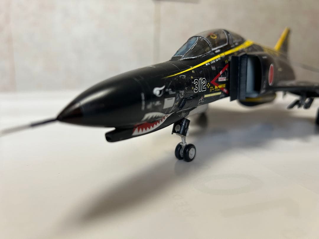 F-4EJ改 ファントム 1/48 プラモデル 完成品 ブラックパンサー