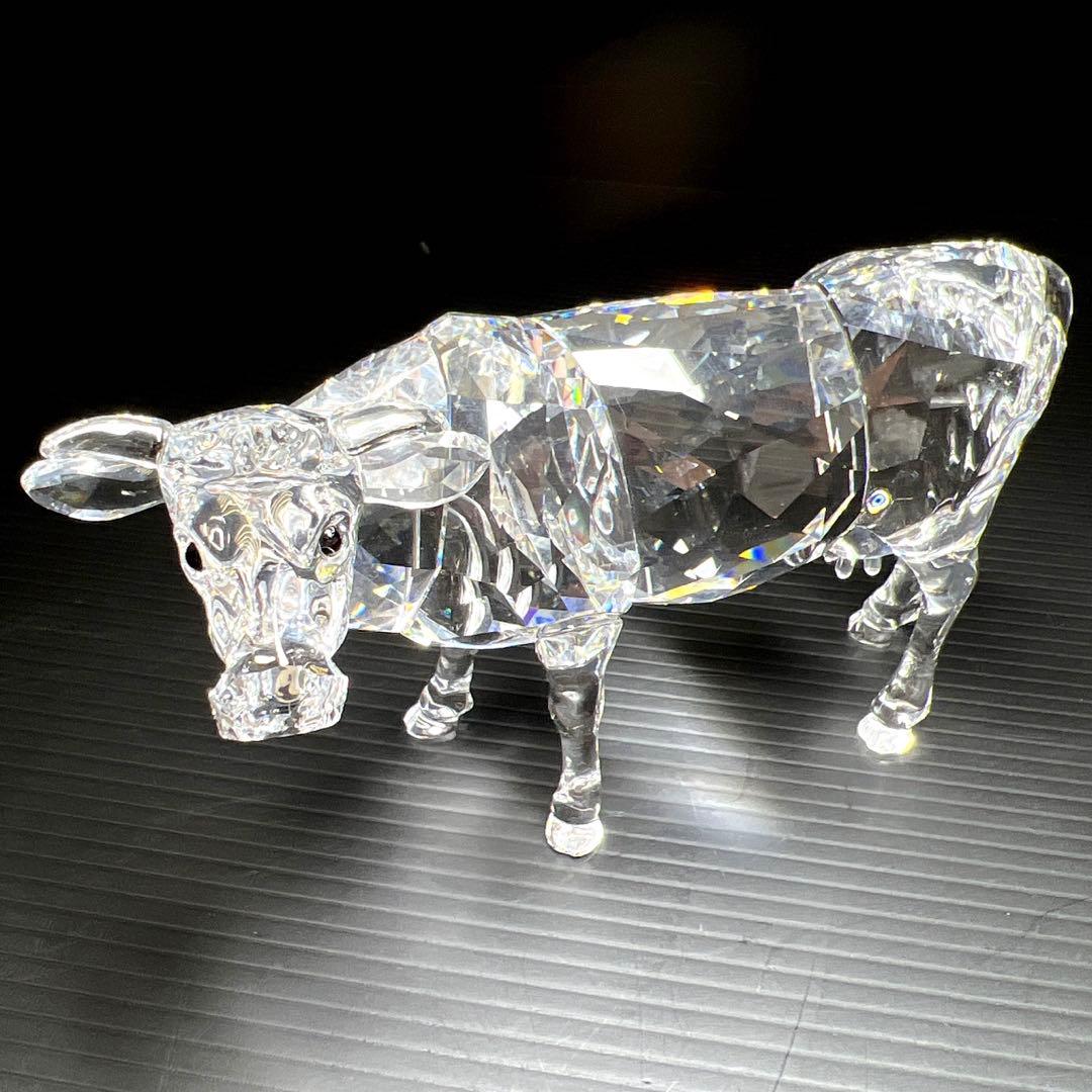 スワロフスキー　うし置物　横幅約11㎝　東Y7-0730⭐︎1Fタカチ スワロフスキー うし置物 横幅約11㎝ 東Y7-0730⭐︎1Fタカチ - メルカリ