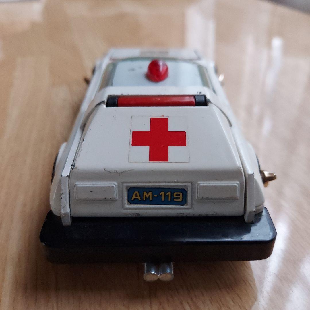 ポピー チェンジマシン 救急消防車(白/赤) 2タイプ 当時物