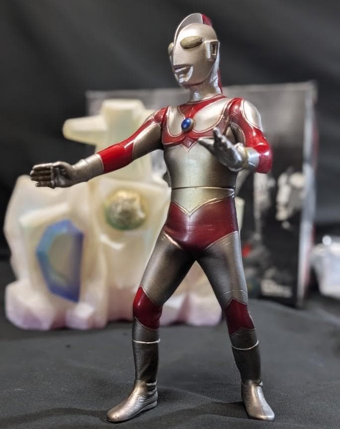 帰ってきたウルトラマン＆プリズ魔（CCP）ソフビフィギュア 佐竹