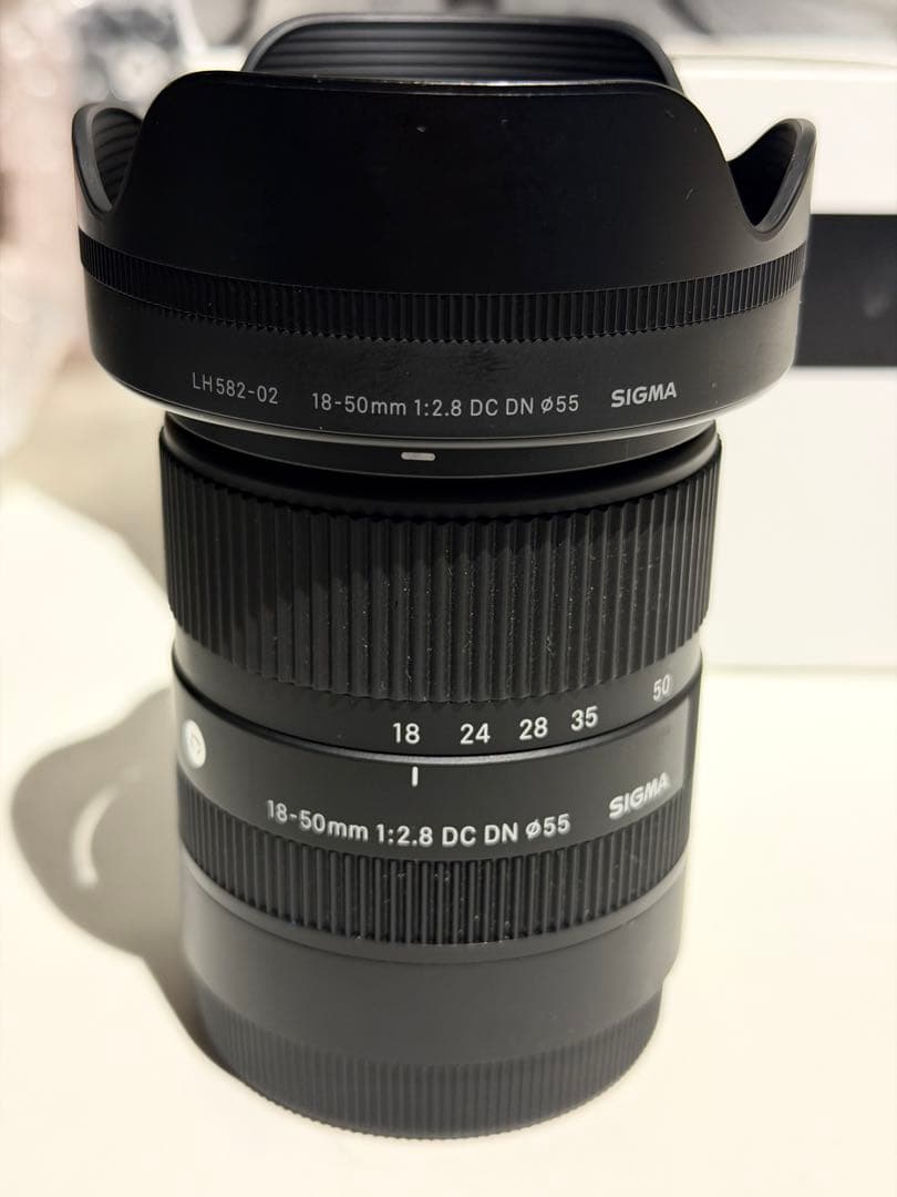 【美品】SIGMA 18-50mm F2.8 DC DN ソニー用Eマウント Amazon.co.jp: シグマ(Sigma) レンズ 18-50mm F2.8 DC DN Sony ソニー