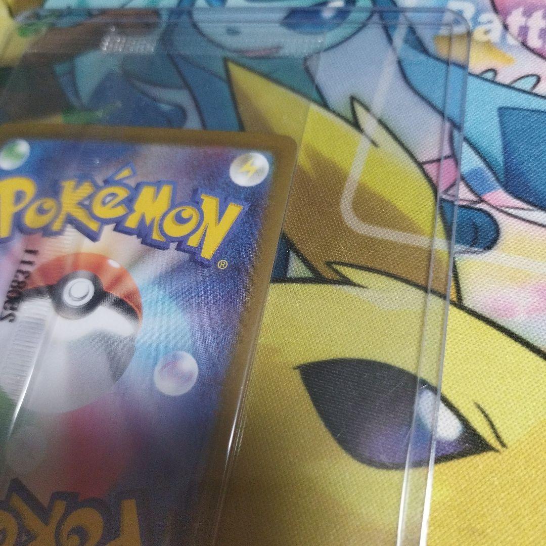 匿名配送無料　ビクティニBWR 争奪戦優勝プロモ　未開封品