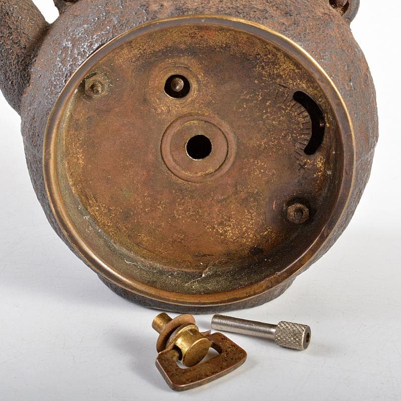 南部鉄器 山京銘 鉄瓶形小型置時計 ジャンク品 M R5608 - メルカリ