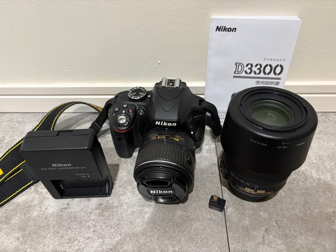 NikonD3300 ダブルズームキット☆スマホ転送アダプタ付 - メルカリ