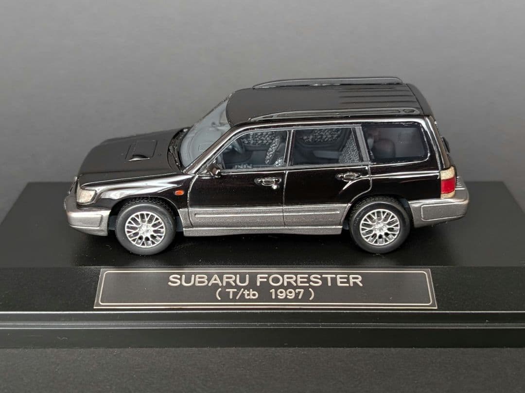 ハイストーリー 1/43 スバル フォレスター T/tb ブラックマイカ2トーン