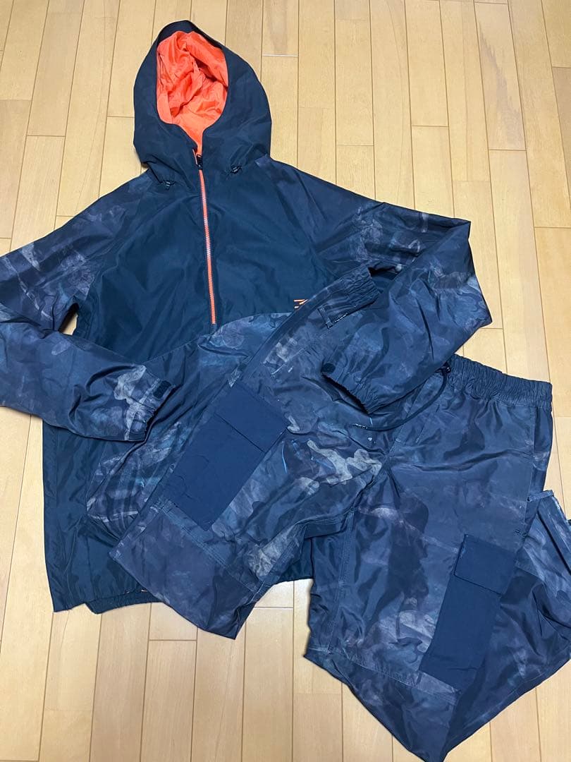 thirty two サーティーツー　スノーボードウェアセット thirtytwo（サーティーツー） スノボウェア 上下セット スノーボード