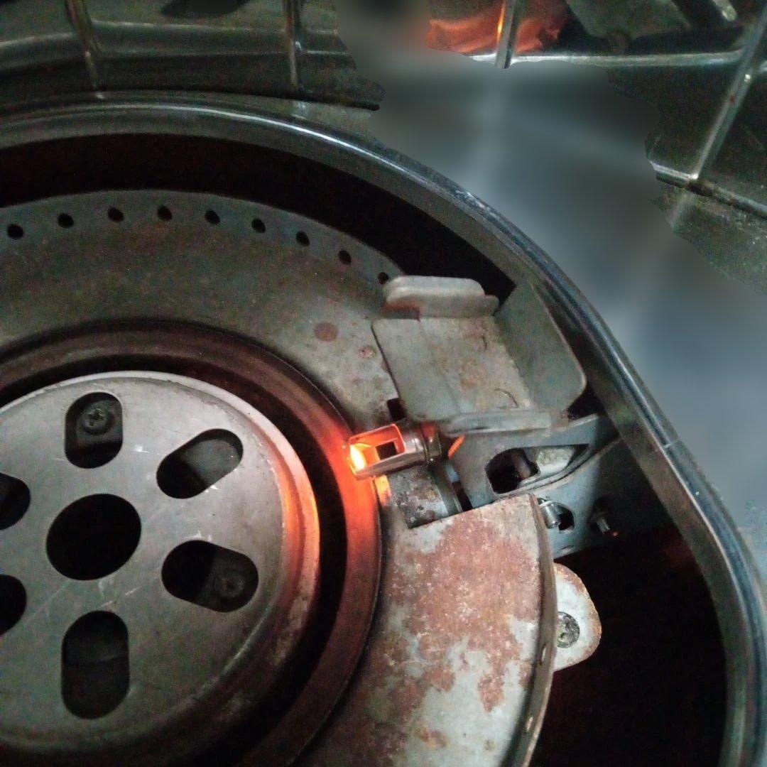 コロナ石油ストーブSR―1後期型 昭和レトロタンク一体型 電子点火OK