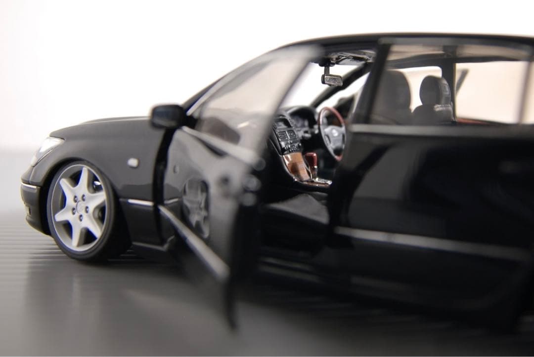 トヨタ セルシオ 30後期 ファブレスバージョン 1/24 ホットワークス