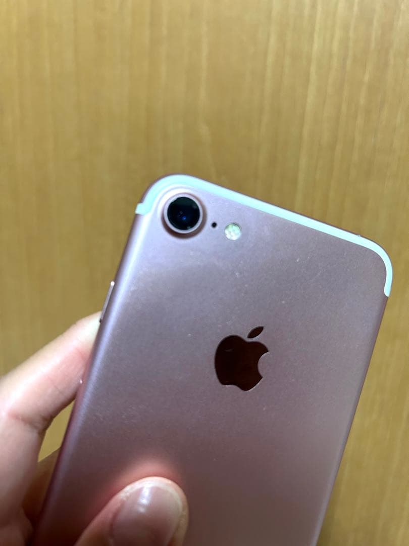 iPhone7 32GB SIMフリー ローズゴールド - メルカリ