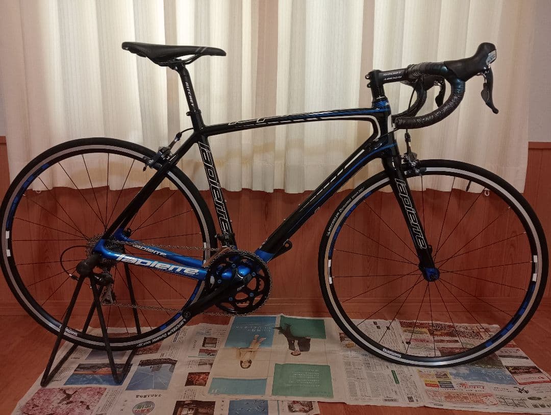 ラピエール Sensium 200 CP センシウムフルカーボン ラピエール Sensium200CP バランス感に長けるコンフォートロード