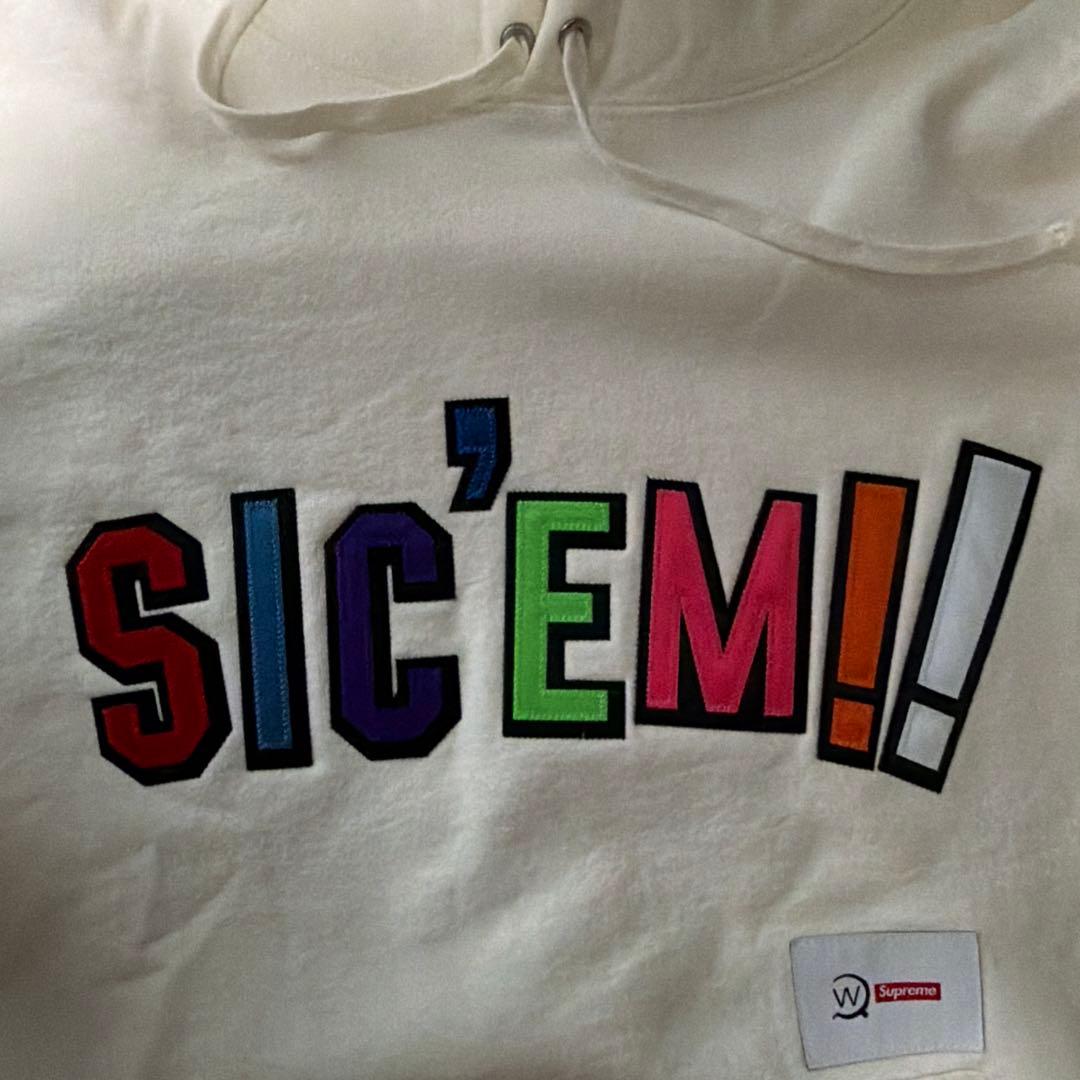 Supreme ✖️WTAPS SIC'EM!パーカー - メルカリ