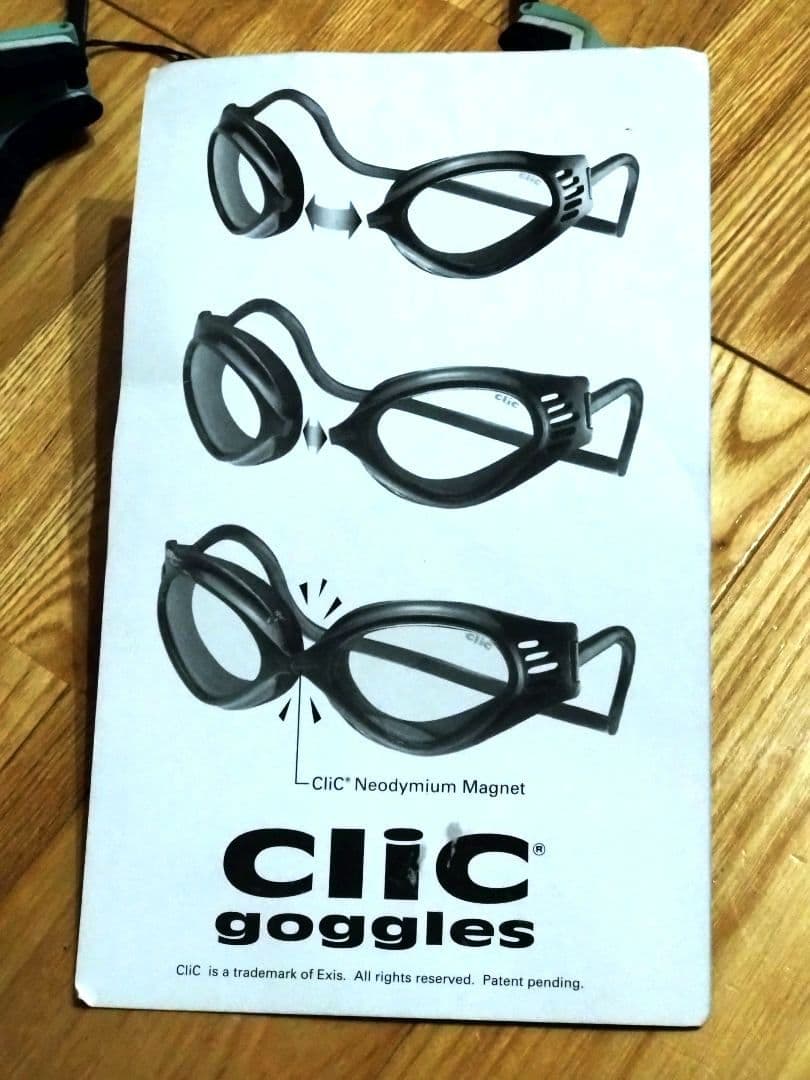 スーパーレア！ClIC 子供用ゴーグル UVカット 収納袋付き