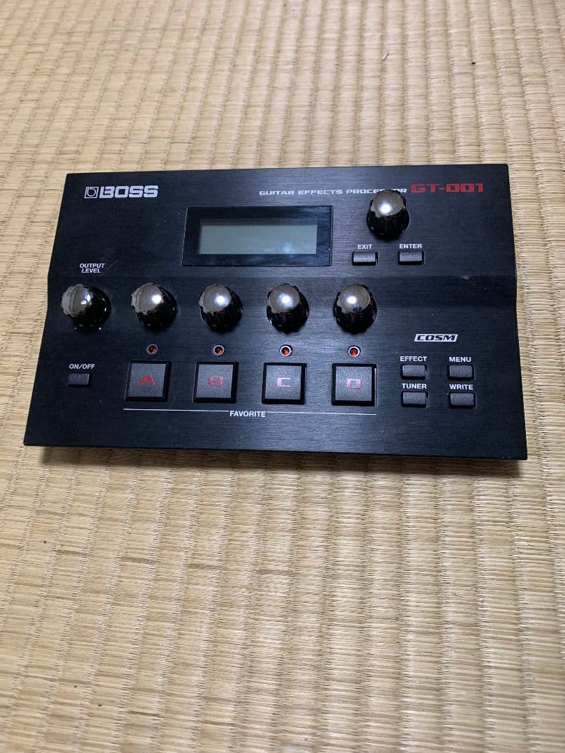 BOSS GT-001 ギターエフェクター　マルチエフェクター BOSS - GT-001 | Guitar Effects Processor