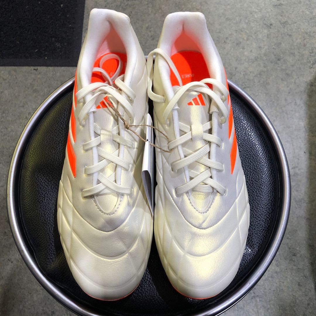 アディダスサッカースパイク新品コパ26㎝ 楽天市場】サッカースパイク アディダス コパの通販