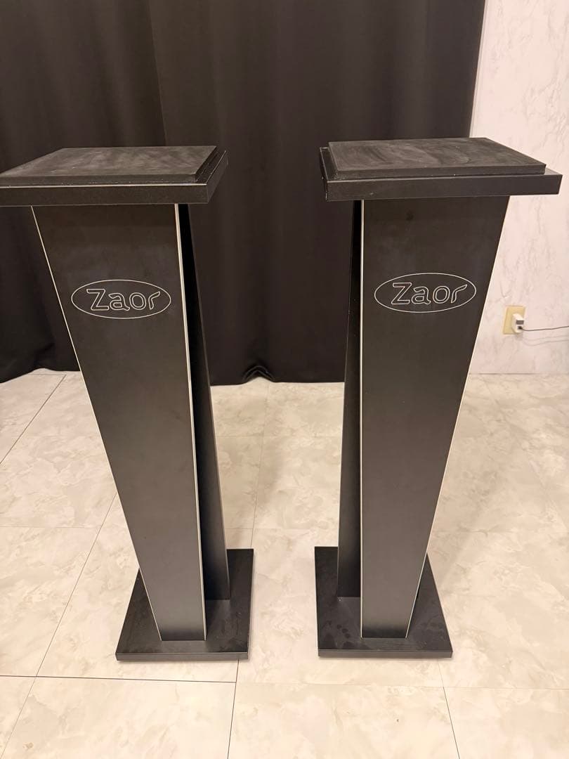 スピーカー・ウーファー Vintagelove Zaor MIZA V-StandV42Black Miza V-Stands (Pair) – Zaor Furniture
