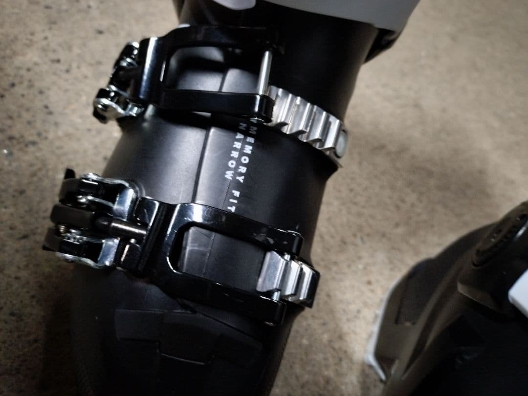 Atomic Hawx Ultra 85 22.5cm スキーブーツ 23モデル