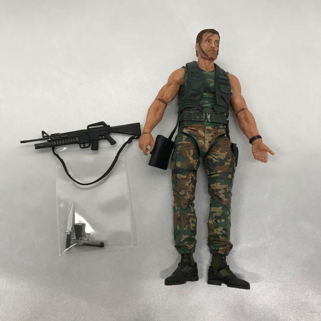 ダッチ・シェイファー少佐 ジャングル・パトロール版 アクション