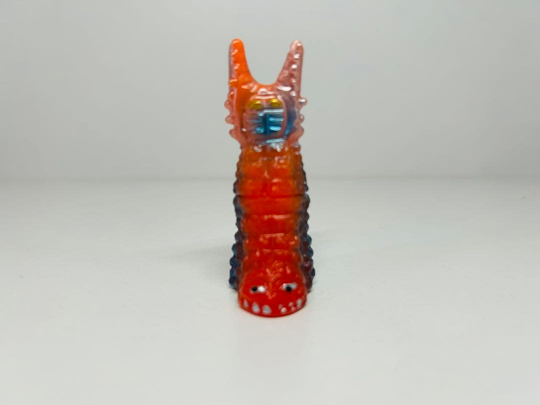 d*9様 ぶたのはな じゃんけんバトル ツインテール ソフビ ウルトラマン