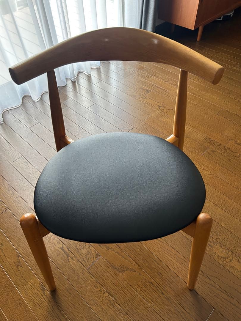 ハンス・J・ウェグナー エルボーチェアリプロダクト品 ダイニング