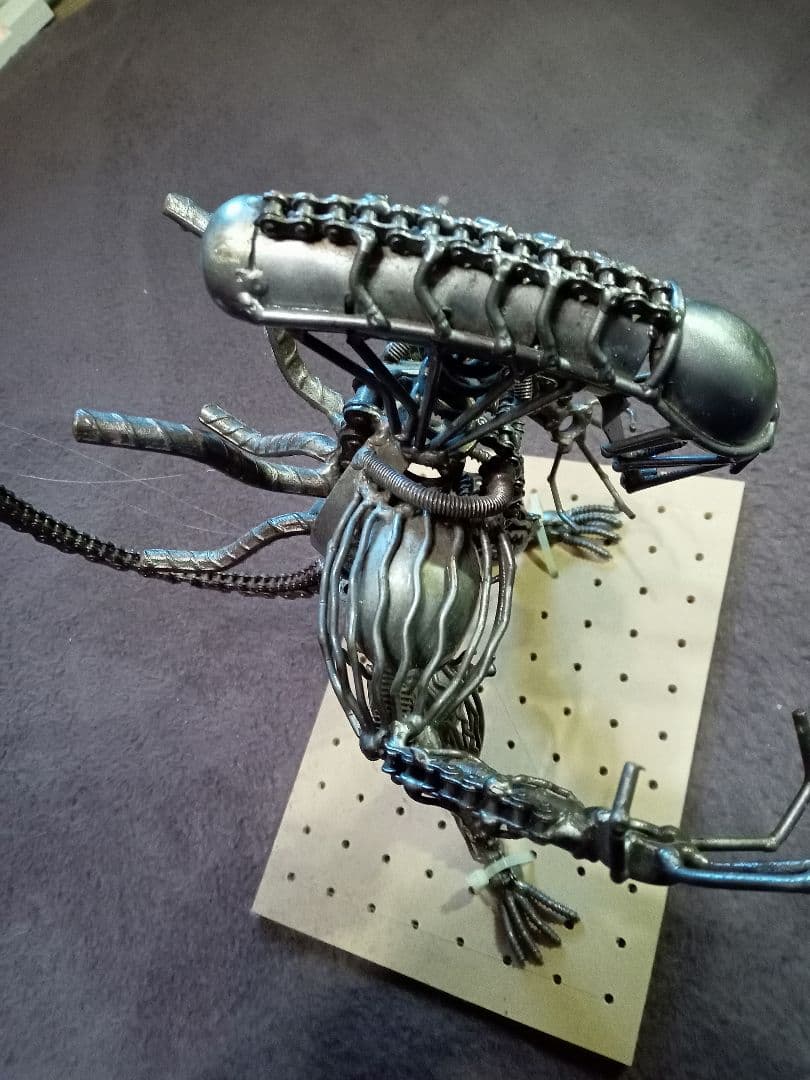 メタルアート エイリアン 廃材アート - メルカリ