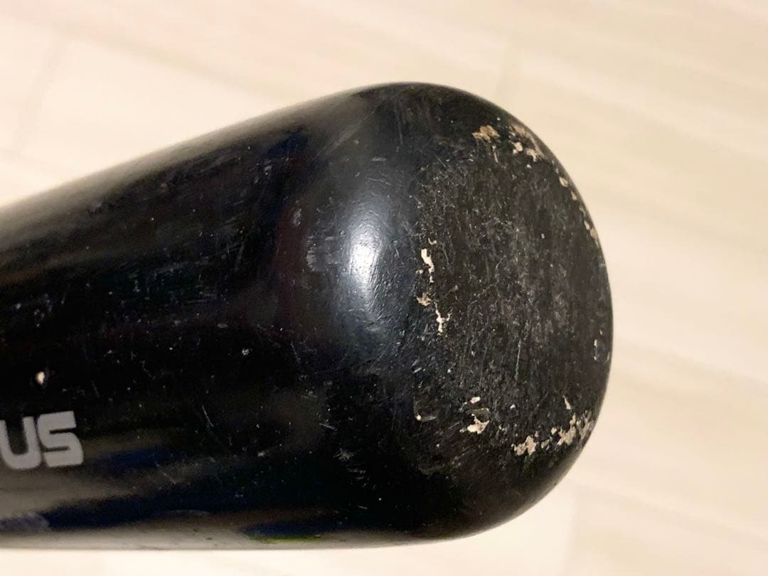 ベイスターズ戸柱恭孝実使用バット - メルカリ