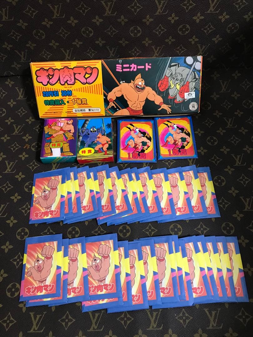 人気商品、廃盤、80's、当時物　キン肉マン　山勝　ミニカード　完品 Amazon.co.jp: 当時物 未開封 山勝 キン肉マン デラックスカード DX