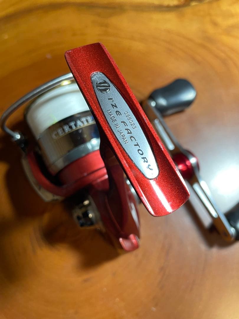 ダイワ セルテート カスタムボディ レッド CERTATE スピニングリール