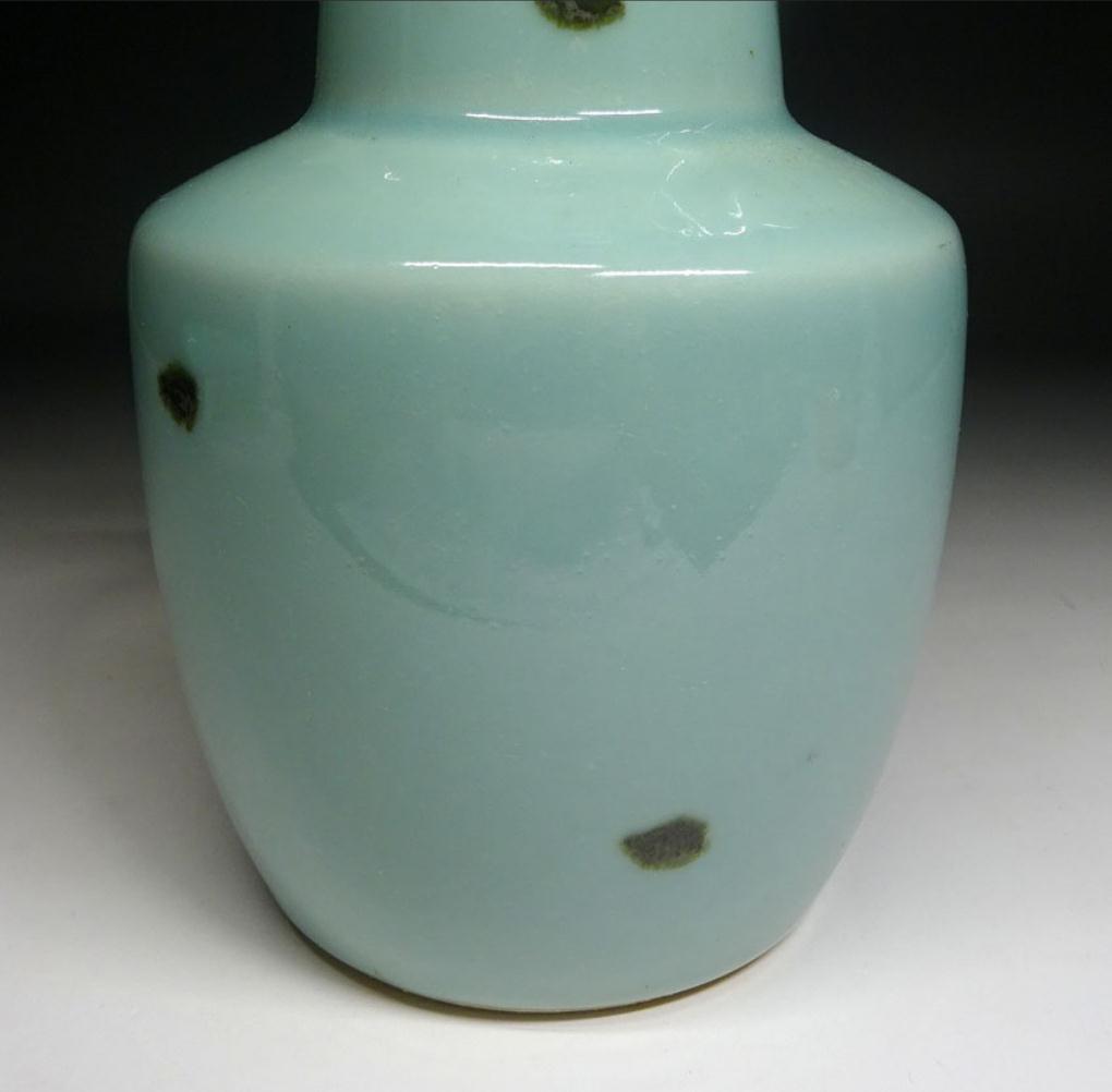 砥部焼 栖山窯 飛青磁 双魚耳 花瓶 高約20.5cm 時代物 t06201の通販