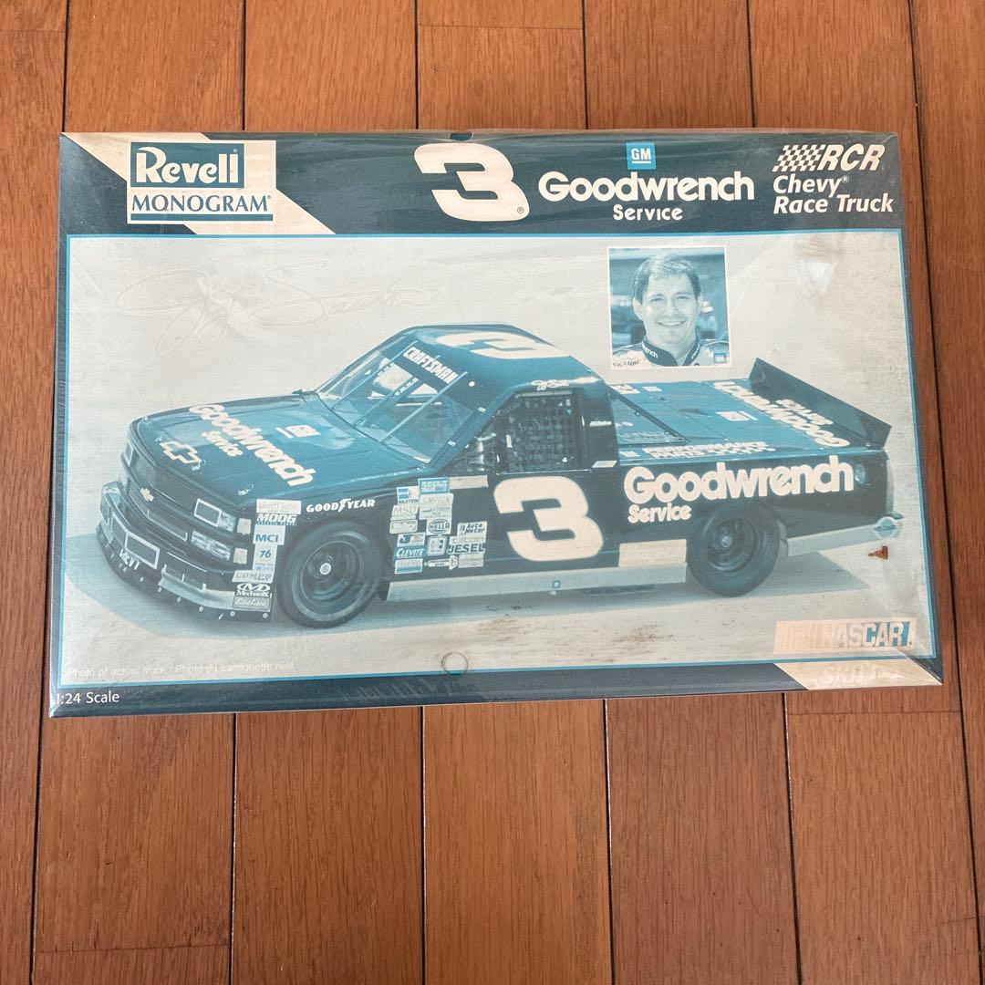 髙*之様 Revell Monogram 3 Goodwrench Chevy 髙*之様 Revell Monogram 3 Goodwrench Chevy - メルカリ
