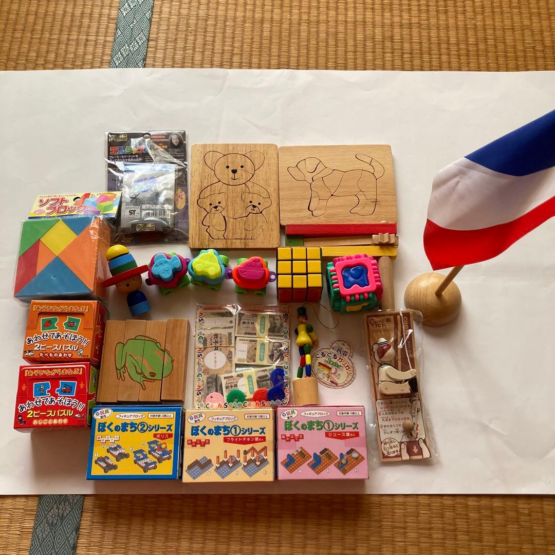積み木　ジグソーパズル　他５０点余