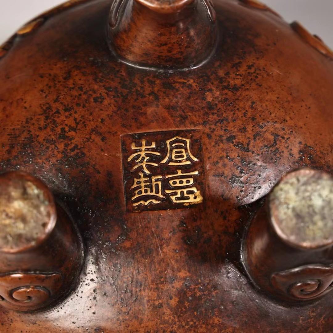 中国古美術・旧蔵鏨刻鎏金の熏香炉・純赤銅・純手作り・高浮彫・置物